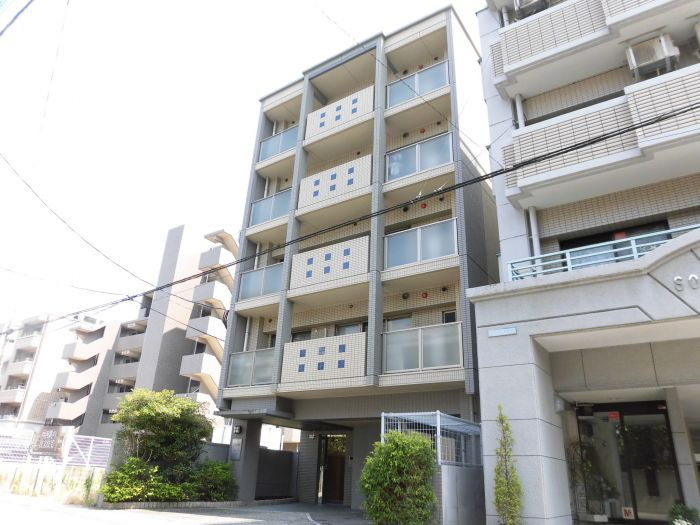 ルミエール百道の外観