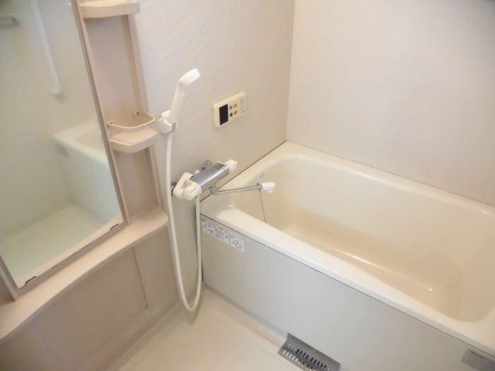 ルミエール百道の浴室