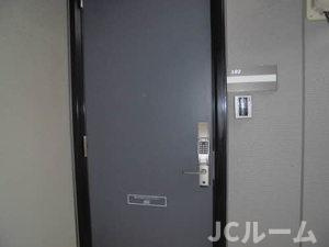 パストラル新光町Ⅱのエントランス