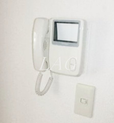 【セキュリティ】 | ミナレット桜台 | モニター付きインターホンです。