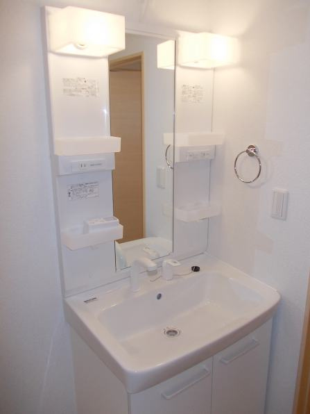 エクセレント真鍋の独立洗面台|洗面所