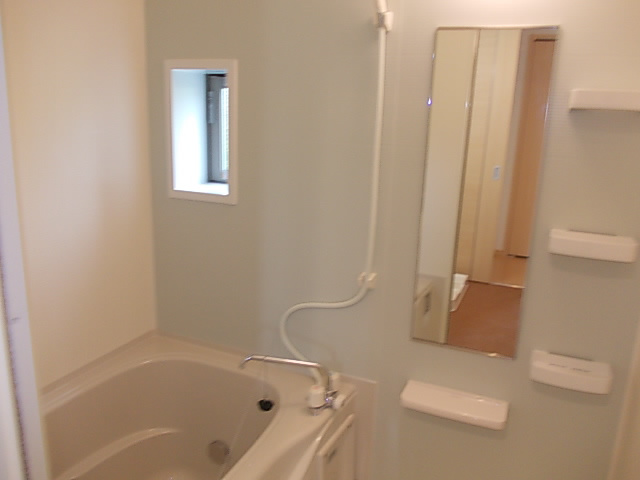 ファミーリアの浴室|バス