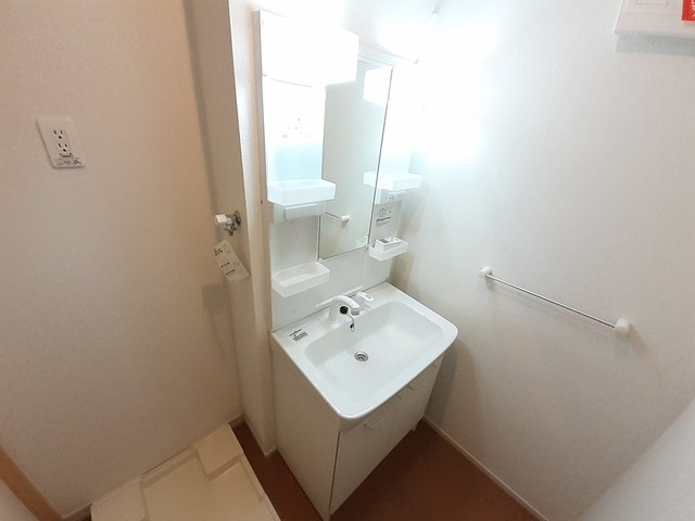 クレスト・ココ　Ｂの独立洗面台|洗面所