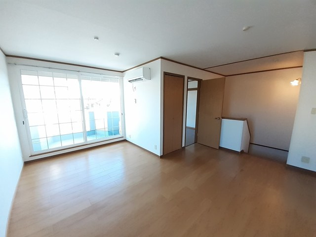 ベルフラワーＦの居間・リビング|居室・リビング