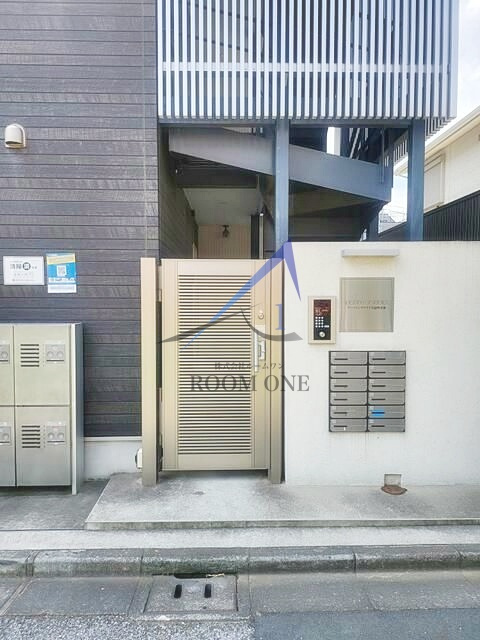 アーベインテラス千住緑町Ｂ棟のエントランス|エントランスです。