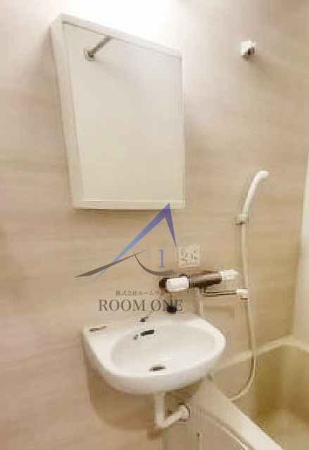 アーベインテラス千住緑町Ｂ棟の洗面所|洗面台です。