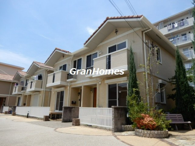 パークハイム向陽　B棟の外観