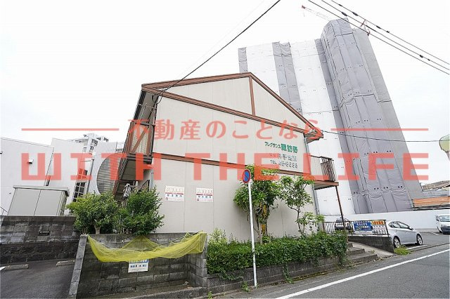 フレグランス諏訪野【キャッシュバック対象物件】の外観|落ち着いた雰囲気の外観です