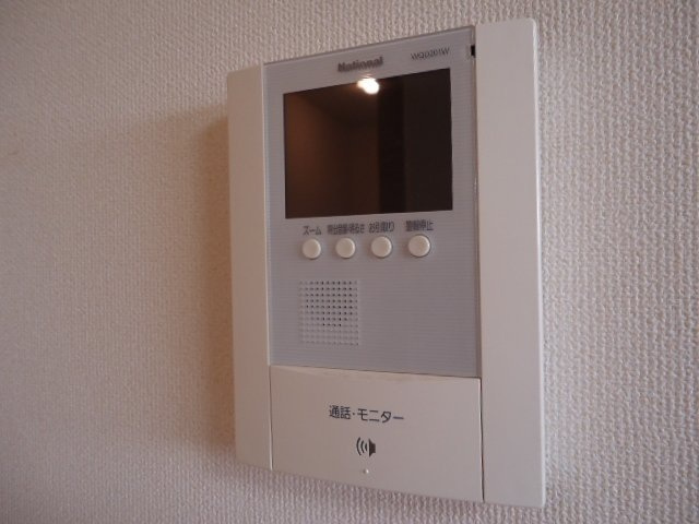 メルヴェールⅡのセキュリティ|カメラ付インターホン