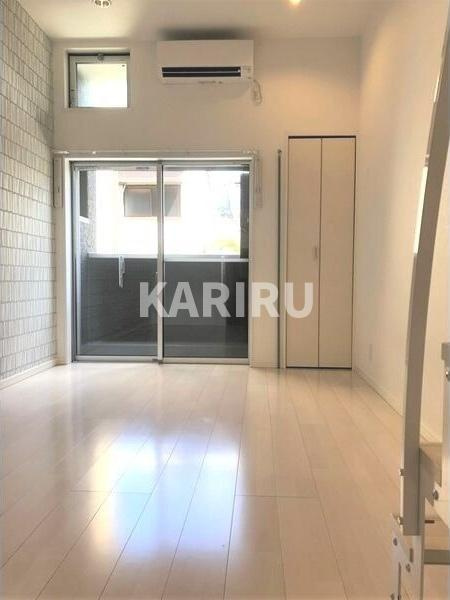 サウスモデラートの居間・リビング