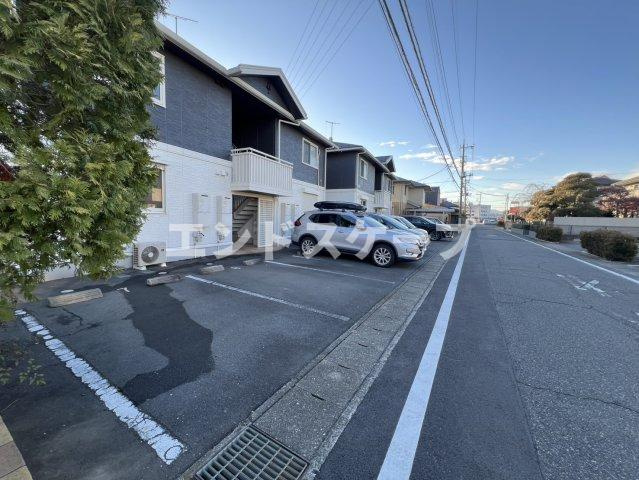 エクレール箱田　Ａの駐車場|高崎、前橋のお部屋探しはエンドスケープまで！お客様の理想お聞かせ下さい♪