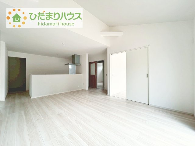 【居間・リビング】 | つくば市古来1期　新築戸建　2号棟 | 早くお仕事終わらせて、家に帰りたくなるようなリビングです(^^♪