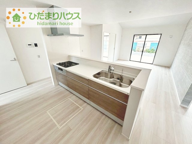 【キッチン】 | つくば市古来1期　新築戸建　2号棟 | リビングを見渡せるキッチンはお子様を見ながらでも料理が出来て安心ですね☆