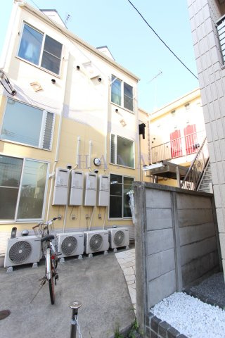 川崎エスパーニャの外観