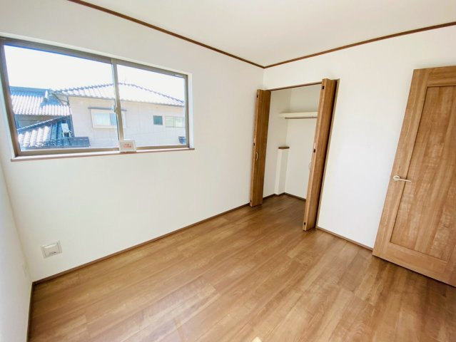 ハートフルタウン／北区龍田弓削１丁目／２号棟の洋室