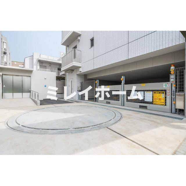 ドゥーエ西馬込の駐車場