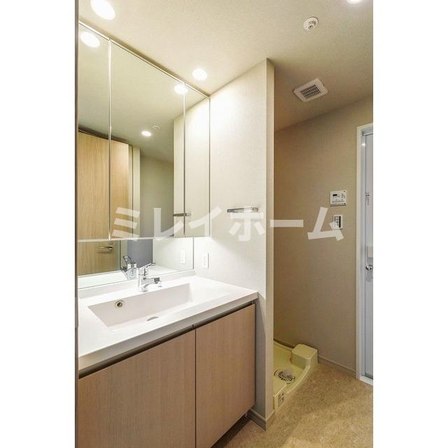 ドゥーエ西馬込の洗面所