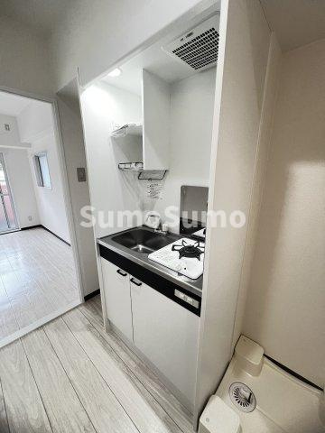 アルファコートのキッチン|コンパクトなキッチンで掃除もラクラク