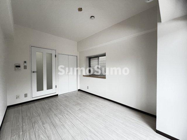 アルファコートの居間・リビング|こちらの居間で趣味の時間をお楽しみください