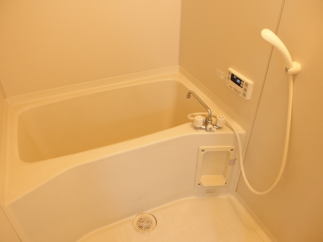 Ｗｉｎｇ１号館の浴室