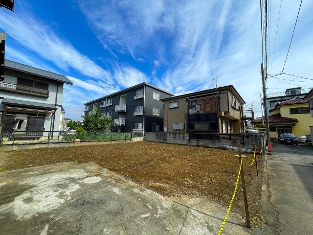 【外観】 | ◇◆平塚市東真土2丁目 売地◆◇ | 北東側は隣家のお庭になるので開放感があります。