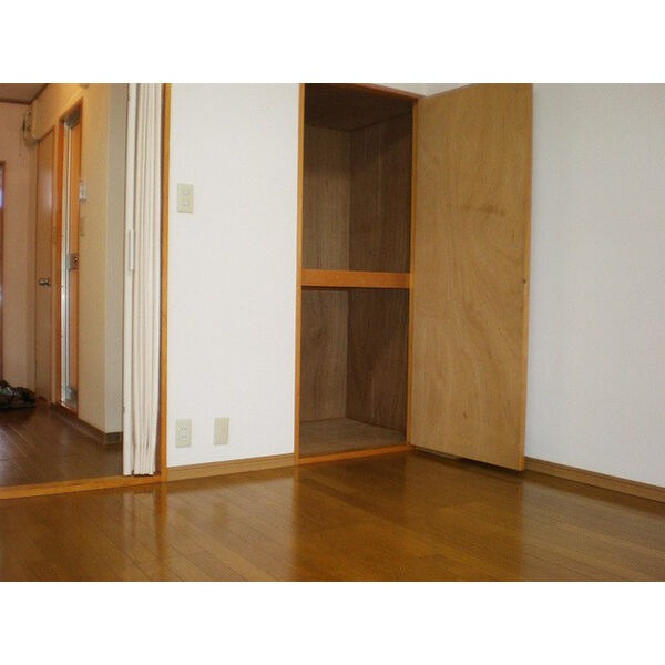 サープラスヴェルデの収納