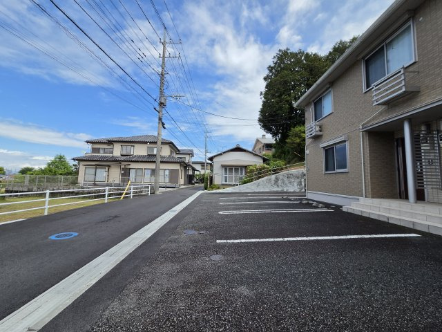 セジュールⅢの駐車場