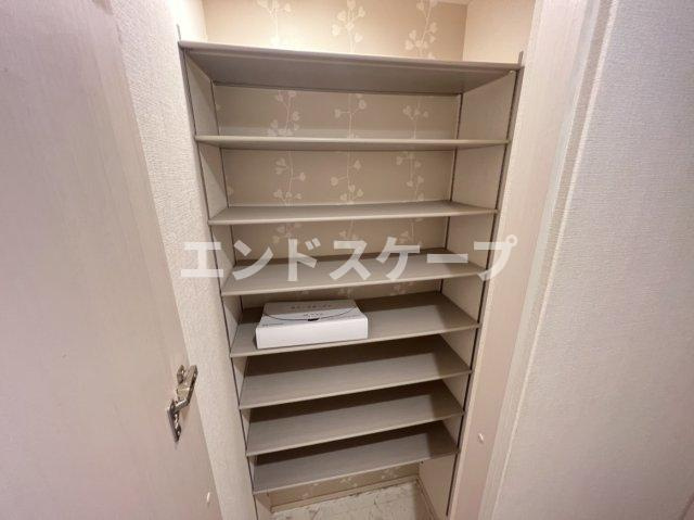 カラーズ ガーデンの収納|高崎、前橋のお部屋探しはエンドスケープまで！お客様の理想お聞かせ下さい♪