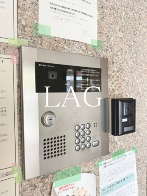 【セキュリティ】 | プラネット | オートロックです。