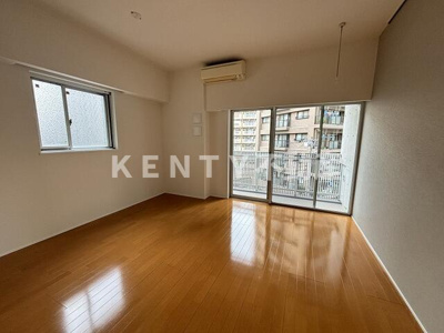 【居間・リビング】 | コスモリード川崎 | ゆったり過ごせるリビングです