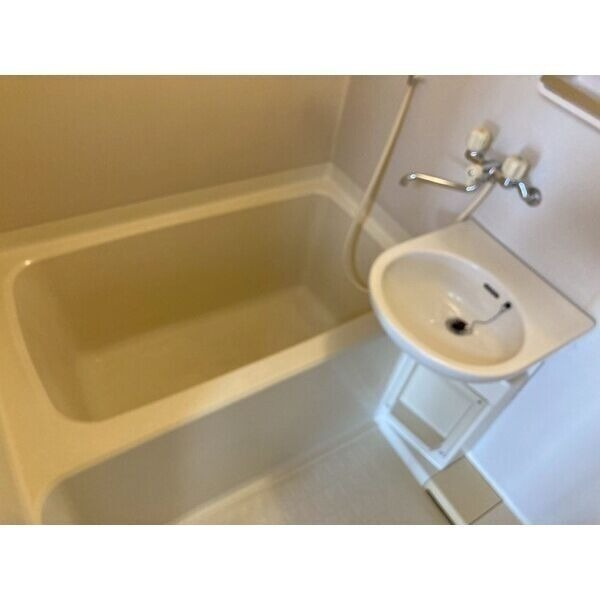 ＭＯハイツの浴室