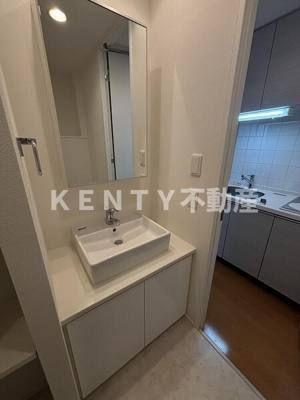 【洗面所】 | Ｔｉ－ＫＡＷＡＳＡＫＩ | 脱衣スペースもあります