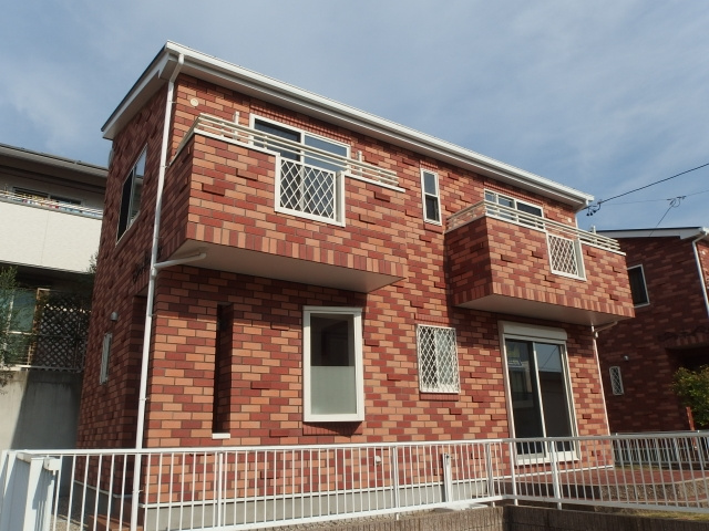 Ｒｏｃｋｙ　Ｍｏｏｎ　Ｈｉｌｌｓ　Ｂ棟