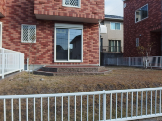 Ｒｏｃｋｙ　Ｍｏｏｎ　Ｈｉｌｌｓ　Ｂ棟の外観