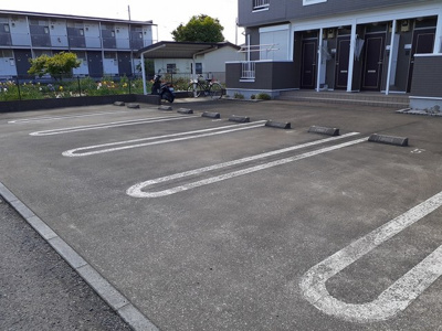 【駐車場】 | サニ－・ファウンテン | 駐車場