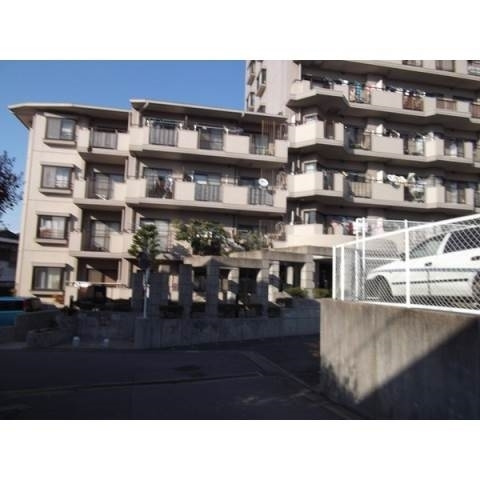 グローリアス岡崎戸崎町の外観