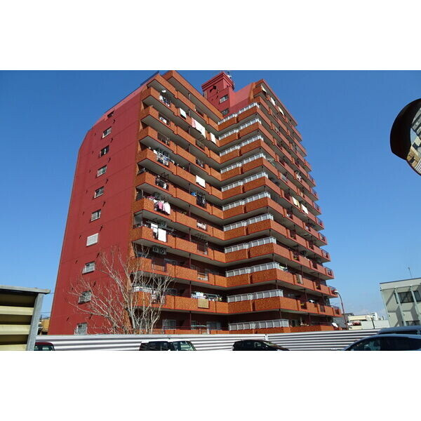 シャンボール康生の外観