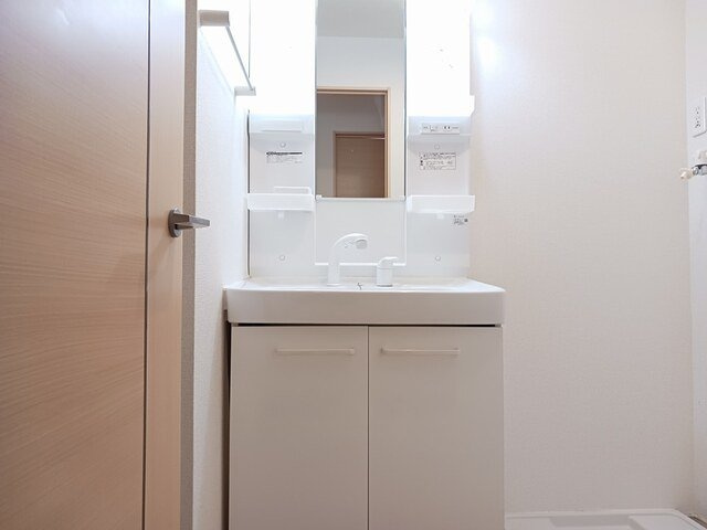 【洗面所】