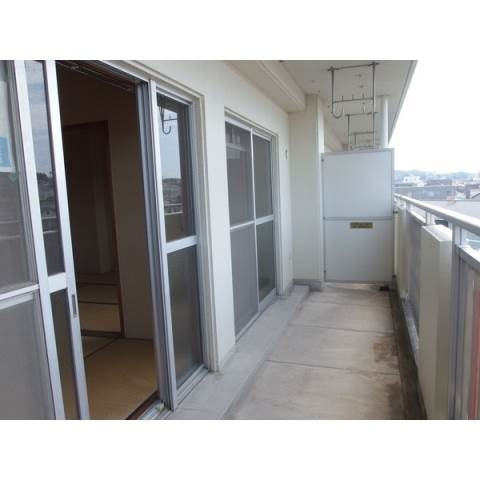 ツトムマンションのバルコニー