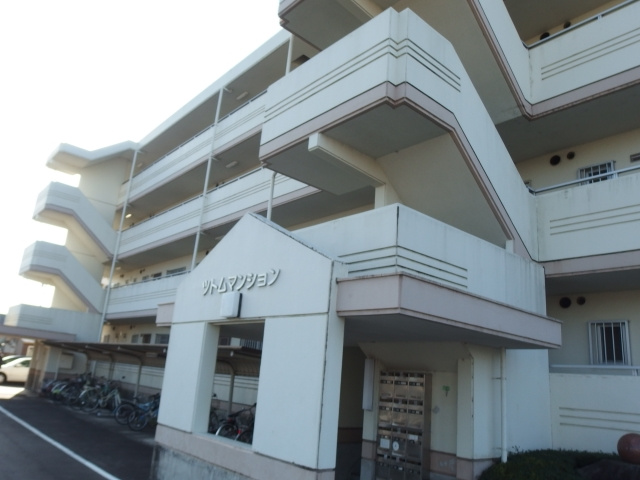 ツトムマンションのエントランス