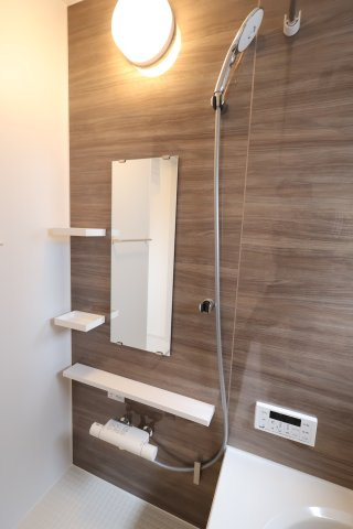 【浴室】 | 《仲介手数料無料》大宮区堀の内町２丁目103-1(4号棟)新築一戸建てブルーミングガーデン | 2025年11月9日 11:45 雨