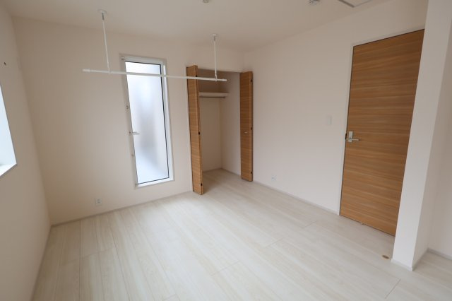 【洋室】 | 《仲介手数料無料》大宮区堀の内町２丁目103-1(4号棟)新築一戸建てブルーミングガーデン | 2025年11月9日 11:45 雨