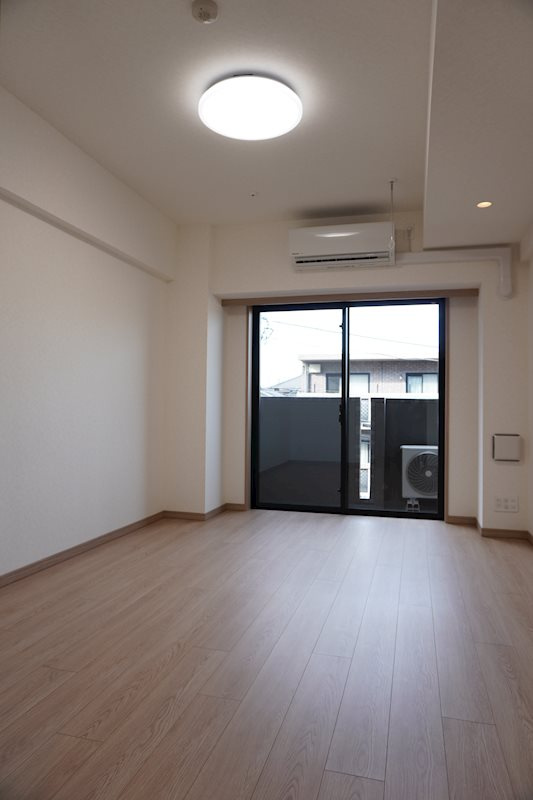 ルーブル川崎中丸子参番館の居間・リビング