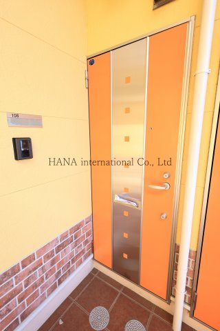 ユナイト新横浜トーマス・グラバーの玄関