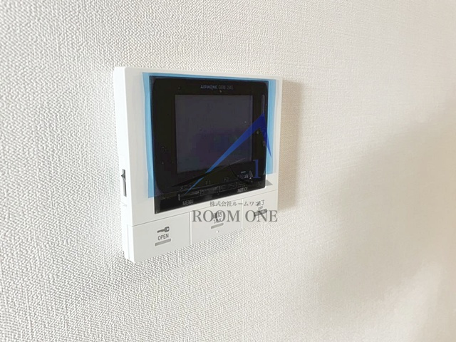 コンフォール千鳥のセキュリティ|モニター付きインターホンです。