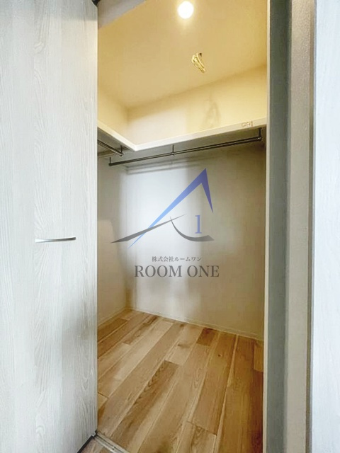 コンフォール千鳥の収納|ウォークインクローゼットです。