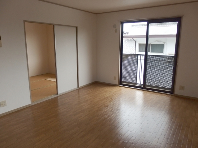 メゾン・ダリアＢの居間・リビング