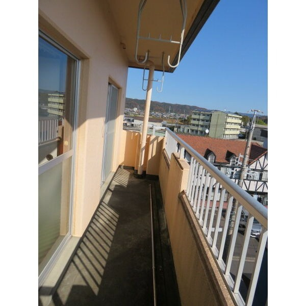 リバーサイド八番館のバルコニー