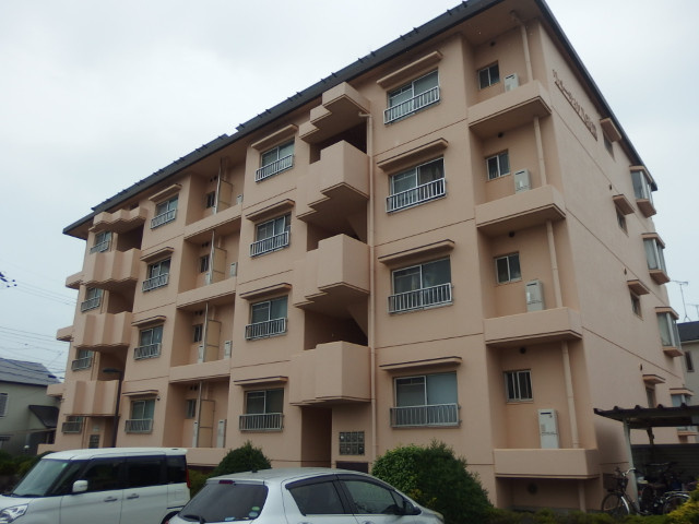 リバーサイド八番館