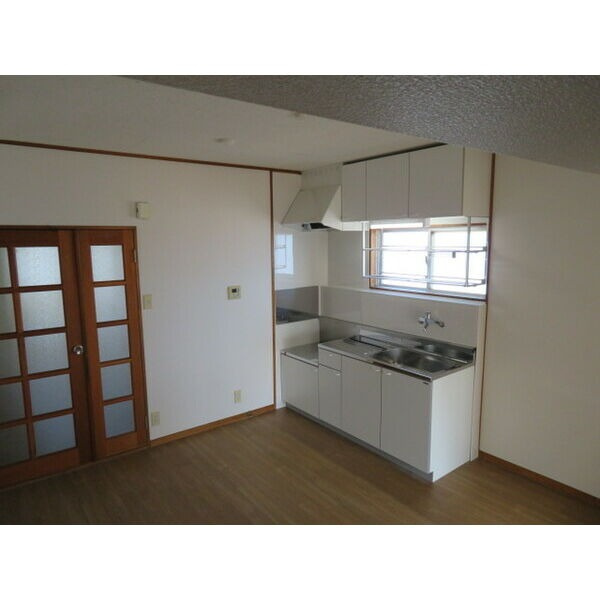 リバーサイド八番館のキッチン